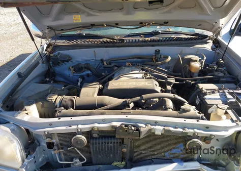 2000 Toyota Tundra Sr5 V8 z USA, uszkodzony, nr VIN 5TBRT3417YS108295